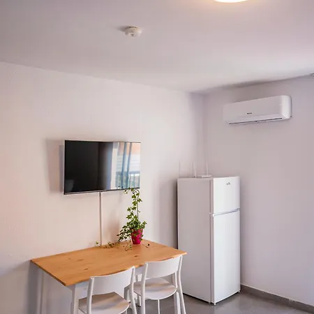 Atzavara Apartamento Calella